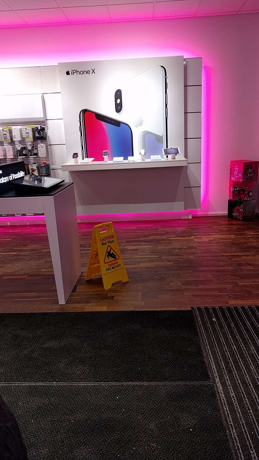 T-Mobile | 2946 US-34, Oswego, IL 60543, USA | Phone: (630) 554-1701 T-Mobile | 2946 US-34, Oswego, IL 60543, USA | Phone: (630) 554-1701