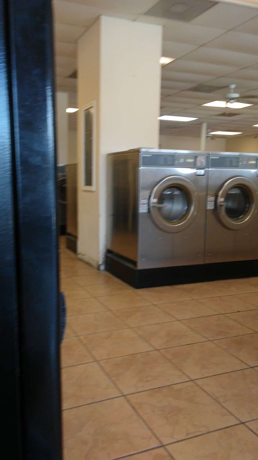 Franz Cleaners & Washateria | 5701 Franz Rd, Katy, TX 77493 | Phone: (281) 392-2022