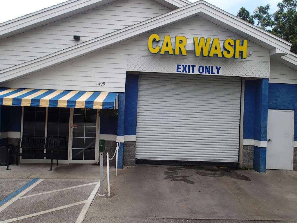 Oviedo Car Wash & Detailing | 1495 E Mitchell Hammock Rd, Oviedo, FL 32765, USA | Phone: (407) 977-1644