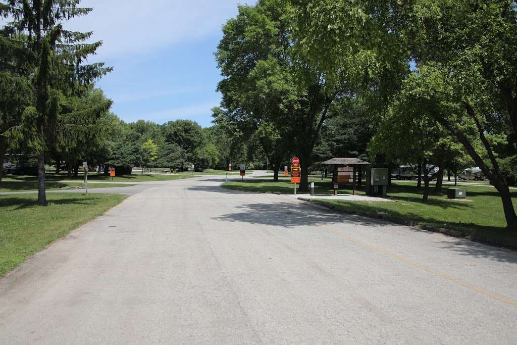 Cliffside Park Campgrounds | 7320 Michna Rd, Racine, WI 53402, USA | Phone: (262) 886-8440