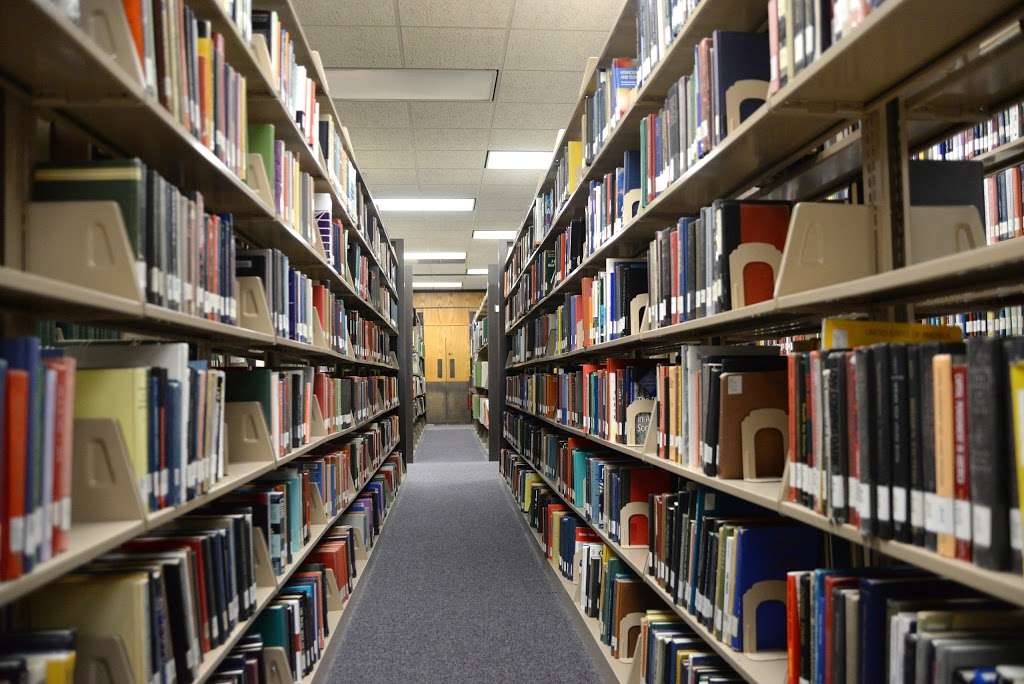 Ronald Williams Library | 5500 N St Louis Ave, Chicago, IL 60625 | Phone: (773) 442-4400