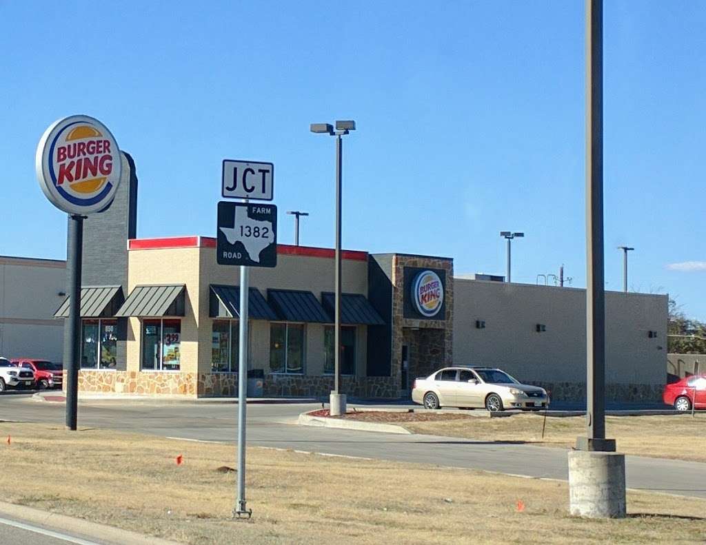 Burger King | 850 E Pioneer Pkwy, Grand Prairie, TX 75051, USA | Phone: (972) 266-5333