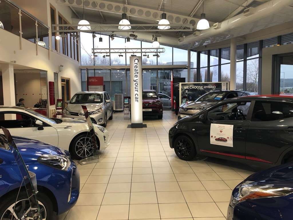 Motorline Toyota Tunbridge Wells | Dowding Way, Tunbridge Wells TN2 3UY, UK | Phone: 01892 700500