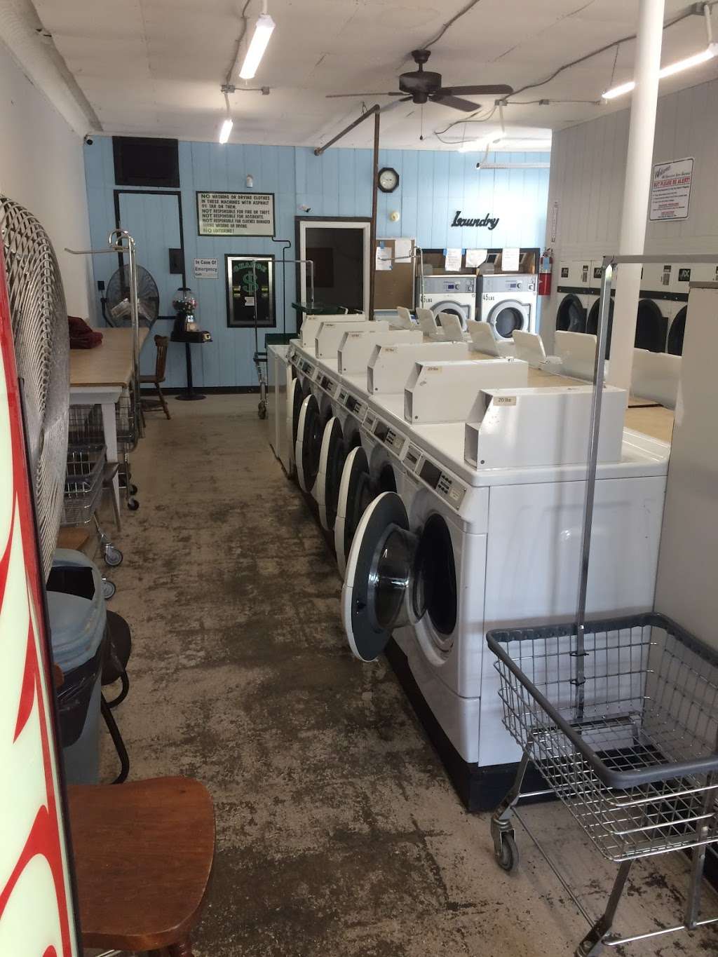 China Grove Laundromat | 802 N Main St, China Grove, NC 28023, USA | Phone: (704) 239-8395