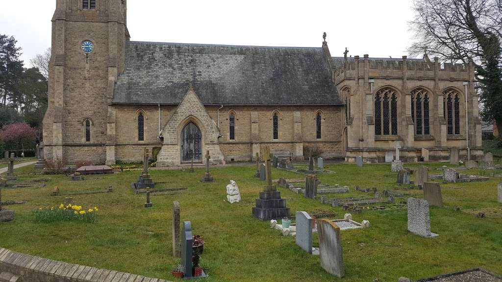 St Johns Church War Memorial | St Johns Church, Lemsford, Welwyn Garden City AL8 7TT, UK