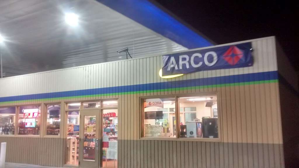 ARCO | 28070 North The Old Rd, Valencia, CA 91355, USA | Phone: (661) 294-0571