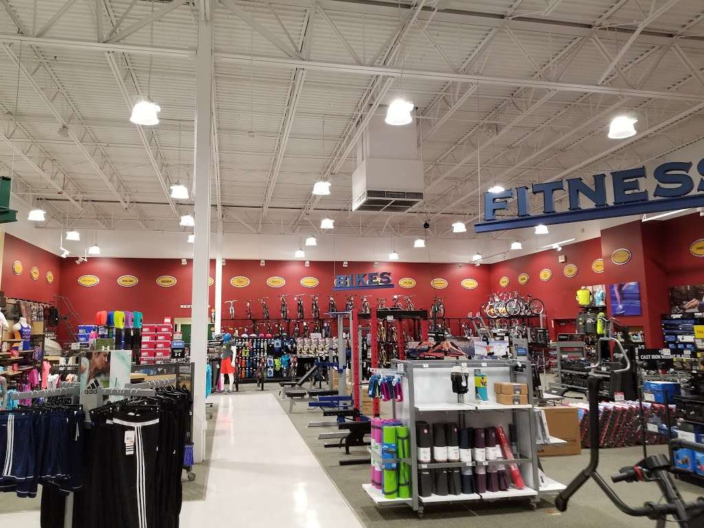 DICKS Sporting Goods | 10375 E US Hwy 36, Avon, IN 46123, USA | Phone: (317) 271-7850