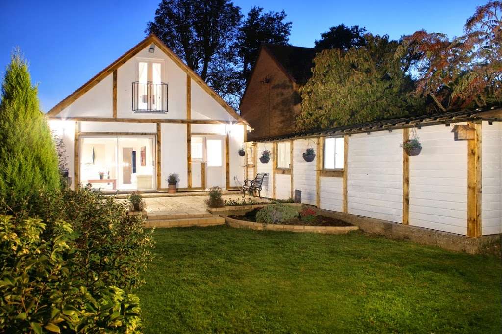 Custom Built Garden Rooms Surrey, Berkshire, Hampshire, Sussex,  | Meadow Hill, Coulsdon CR5 2QQ, UK | Phone: 07860 852714 Custom Built Garden Rooms Surrey, Berkshire, Hampshire, Sussex,  | Meadow Hill, Coulsdon CR5 2QQ, UK | Phone: 07860 852714