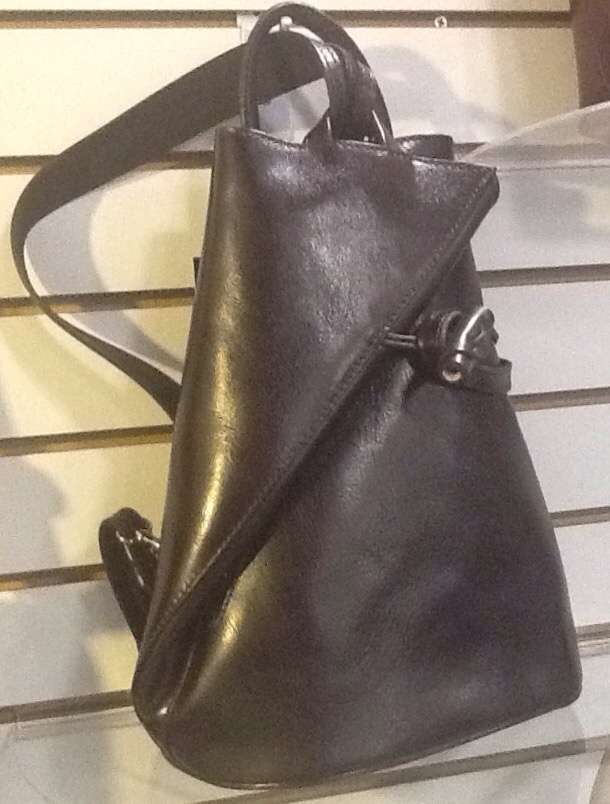 Ann Bags Boutique | 657 E Bay Ave, Manahawkin, NJ 08050 | Phone: (732) 608-4381