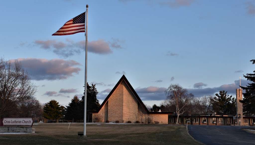 Cross Lutheran Church-ELCA | 126 Chapel Terrace, Burlington, WI 53105, USA | Phone: (262) 763-6570