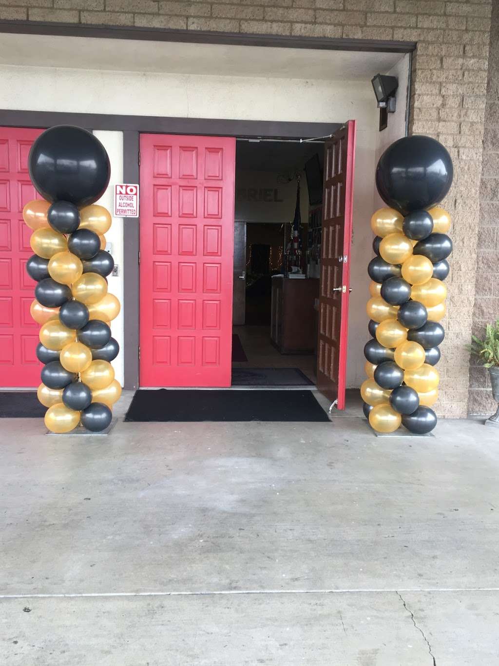 Olivares party supplies and flower shop | 3287 Fletcher Dr, Los Angeles, CA 90065, USA | Phone: (323) 739-6629
