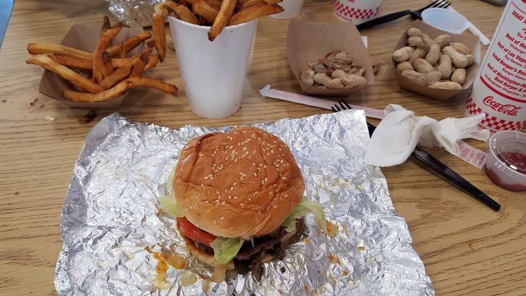 Five Guys | 2000 Clements Bridge Rd, Deptford Township, NJ 08096, USA | Phone: (856) 845-5489