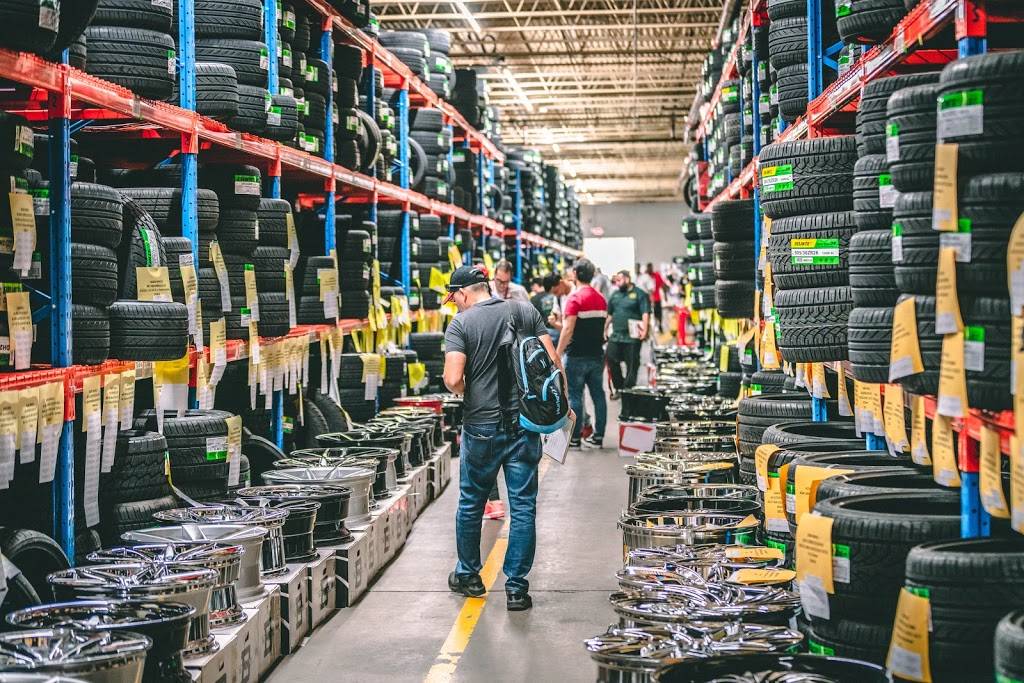 Elite Wheel Warehouse | 3901 Riga Blvd, Tampa, FL 33619, USA | Phone: (813) 673-8393