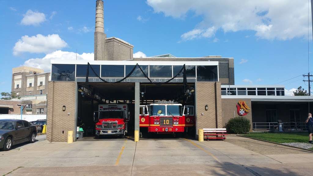 PFD Engine 10 | 1357 S 12th St, Philadelphia, PA 19147