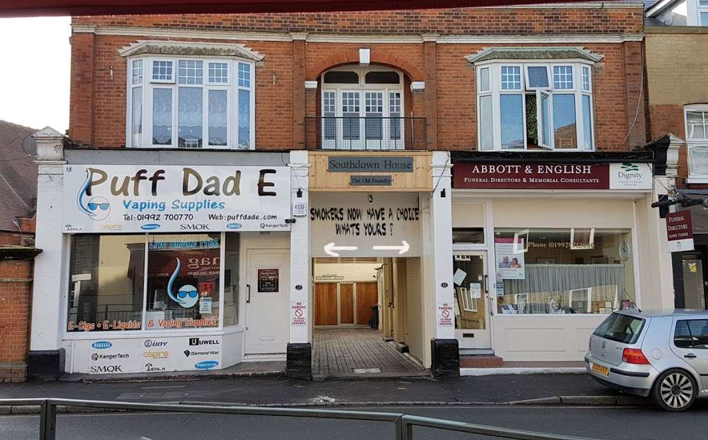 Puff Dad E Vaping Supplies | 13 Highbridge St, Waltham Abbey EN9 1DG, UK | Phone: 01992 677020