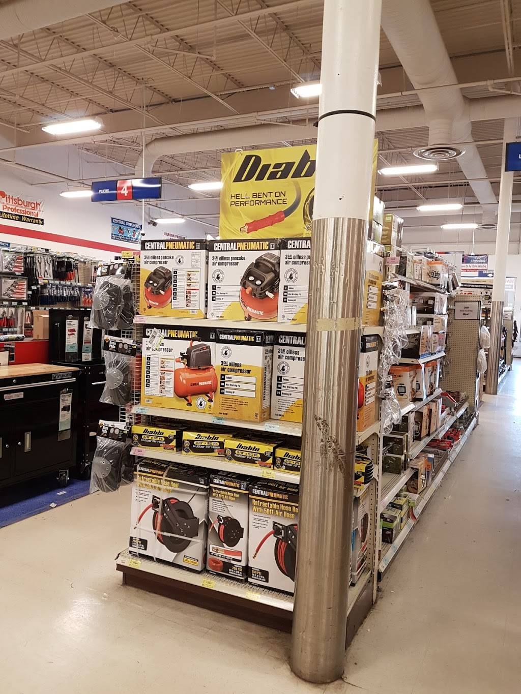 Harbor Freight Tools | 8884 Waltham Woods Rd, Parkville, MD 21234, USA | Phone: (410) 663-6186