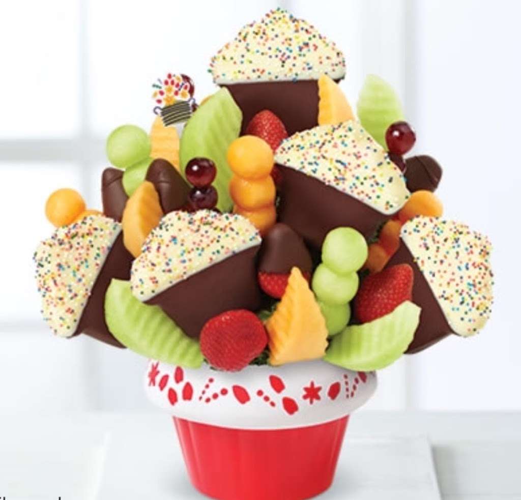 Edible Arrangements | 1721 Main St Unit 6, Tewksbury, MA 01876, USA | Phone: (978) 851-3265