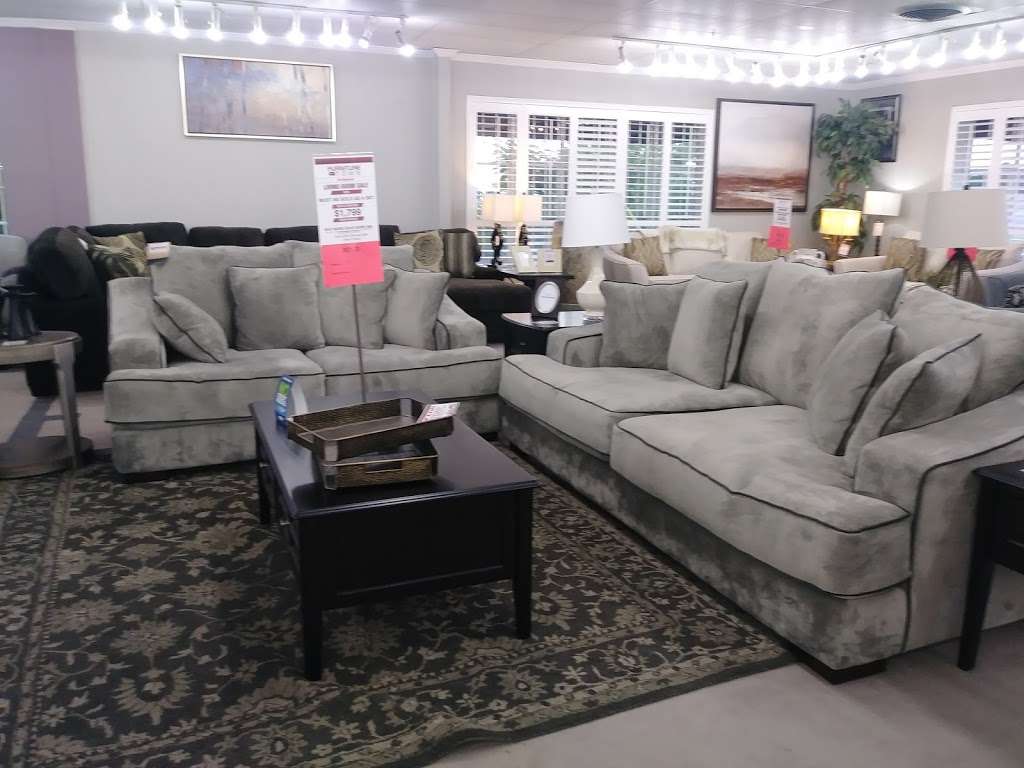 Furniture Town | 16525 North Fwy, Houston, TX 77090, USA | Phone: (281) 397-9600