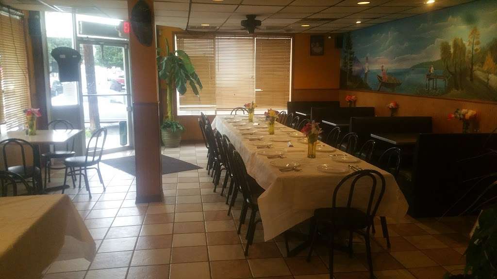 Castillos Pizzería-Restaurant | 1200 S Clinton Ave, Trenton, NJ 08611, USA | Phone: (609) 393-1616