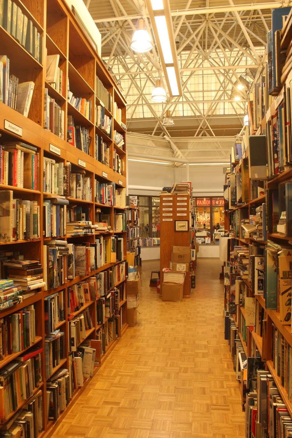 Renaissance Books | 5300 S Howell Ave, Milwaukee, WI 53207, USA | Phone: (414) 747-4526