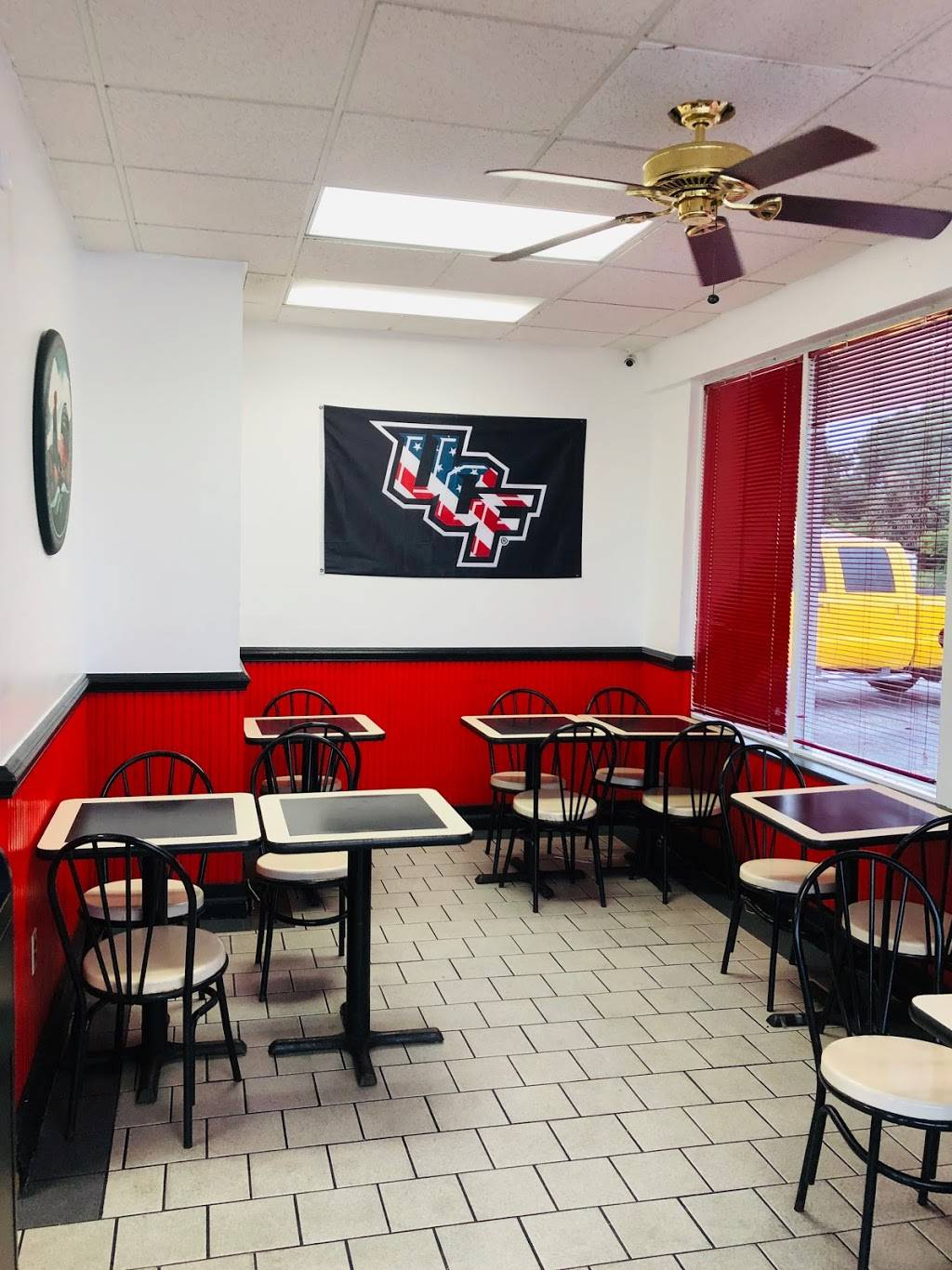 Maryland Fried Chicken | 9710 E Colonial Dr, Orlando, FL 32817, USA | Phone: (407) 273-0480