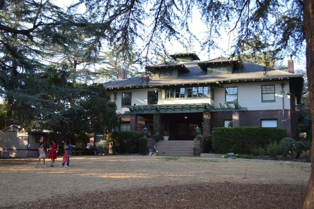 Pasadena Waldorf School | 209 E Mariposa St #5133, Altadena, CA 91001 | Phone: (626) 794-9564