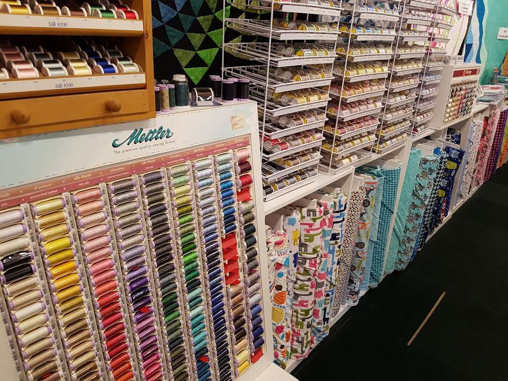 Lyons Quilting | 42 E Main St, Lyons, CO 80540 | Phone: (303) 823-6067