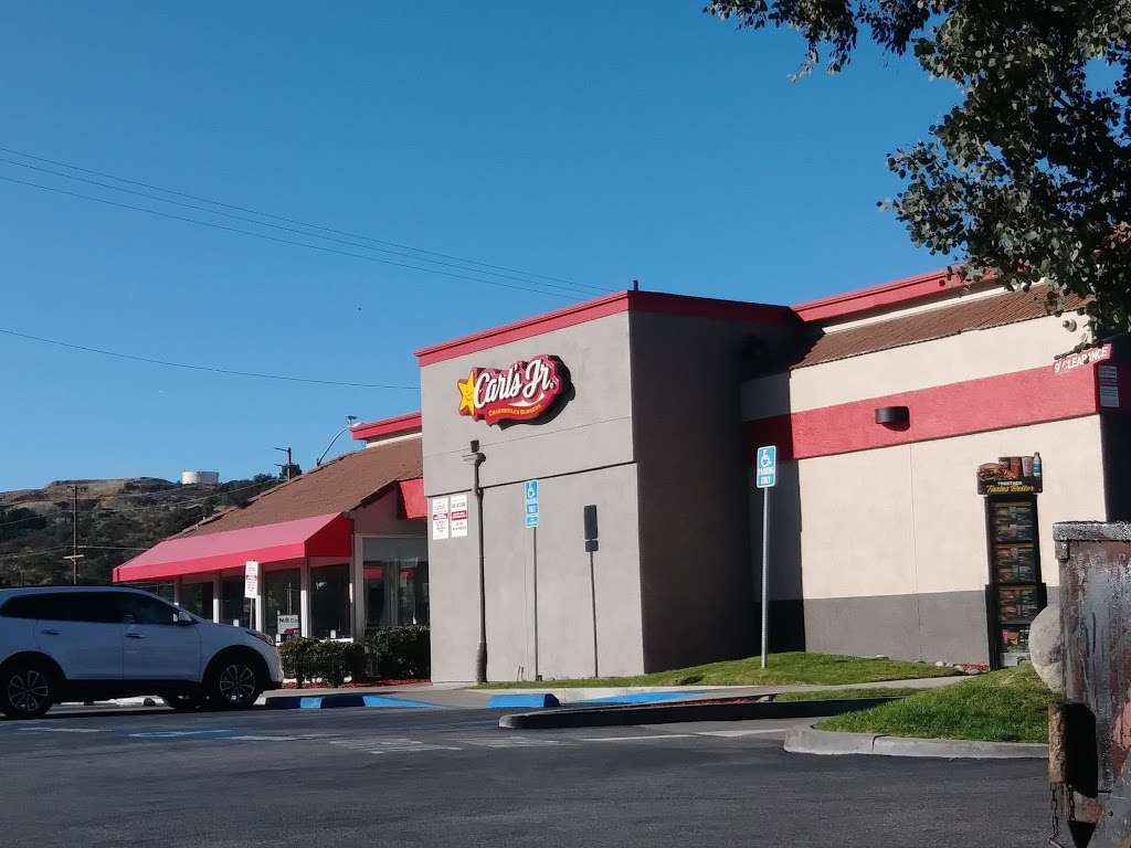 Carls Jr. | 20425 Newhall Ave, Newhall, CA 91321, USA | Phone: (661) 259-9286