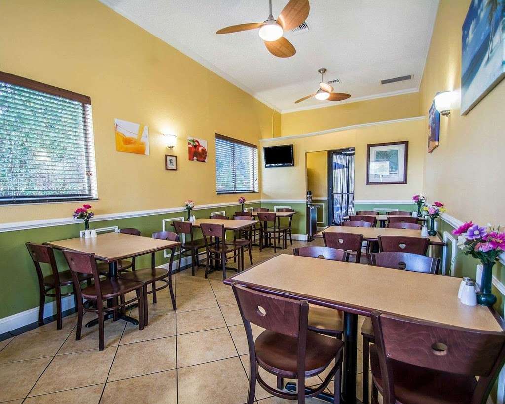 Quality Inn & Suites Mt Dora North | 16630 US 441 W, Mt Dora, FL 32757, USA | Phone: (352) 383-3400