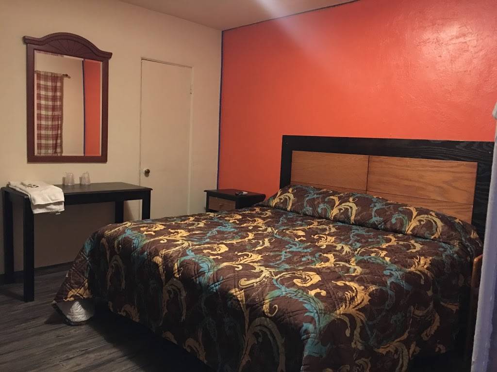 Cortez Motel | 7174 Alameda Ave, El Paso, TX 79915, USA | Phone: (915) 772-2068
