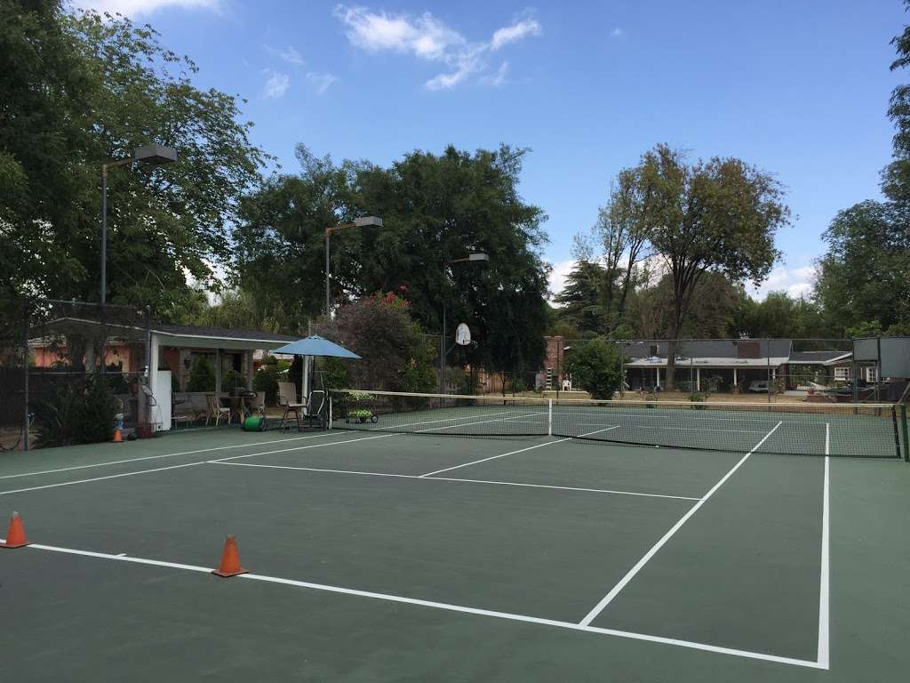 Tennislessons.NET | 8535 Amestoy Ave, Northridge, CA 91325 | Phone: (818) 416-3660