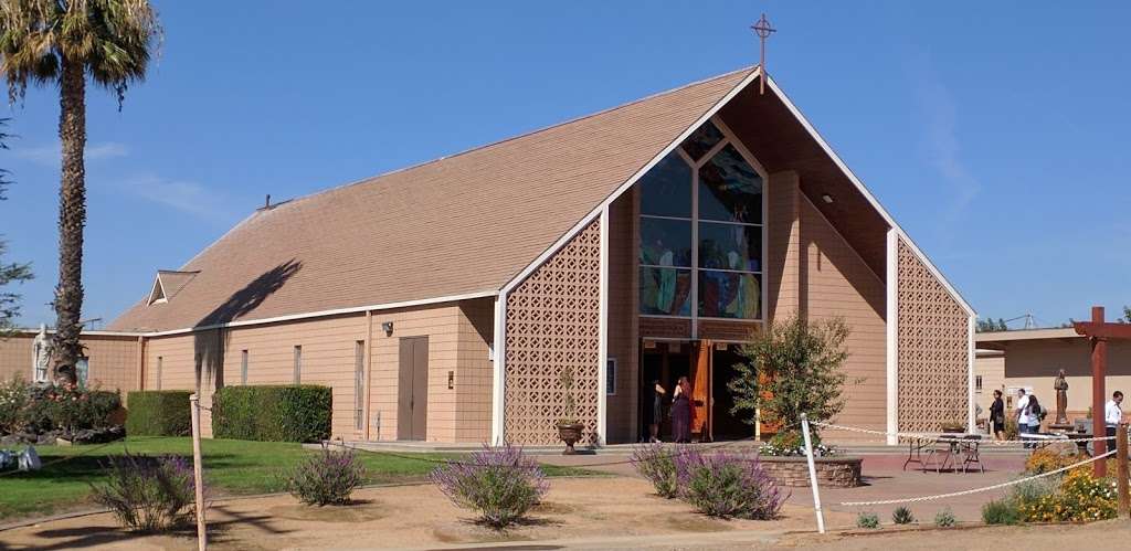 St Mels Catholic Church | 4140 Corona Ave, Norco, CA 92860, USA | Phone: (951) 737-7144