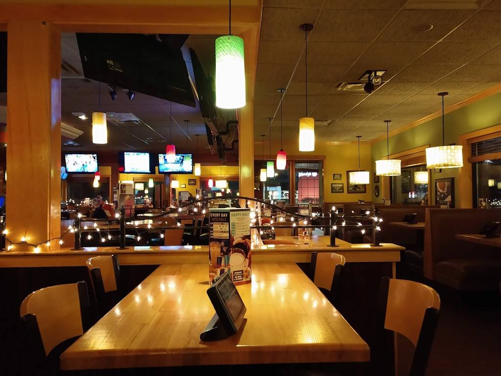 Applebees Grill + Bar | 1590 Georgesville Square Dr, Columbus, OH 43228 | Phone: (614) 851-4100