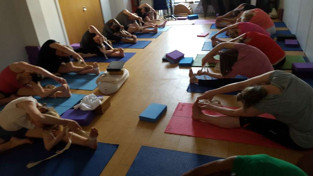 Yoga In Forest Hill | 1 Vancouver Rd, Forest Hill, London SE23 2AG, UK | Phone: 07809 758244