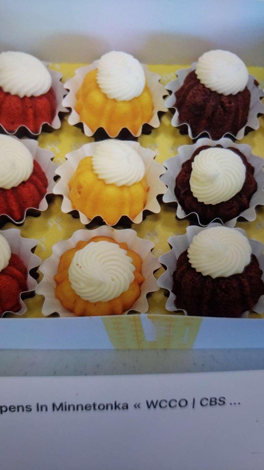 Nothing Bundt Cakes | 926 E Ontario Ave Suite 104, Corona, CA 92881, USA | Phone: (951) 278-2253