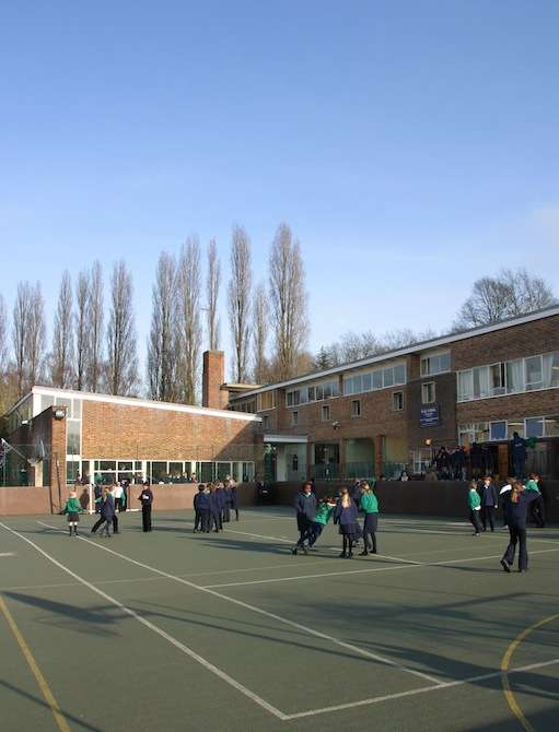 Hall School Wimbledon | Stroud Cres, Wimbledon, London SW15 3EQ, UK | Phone: 020 8788 2370