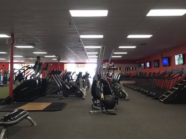 Desert Sports & Fitness - Southwest | 3030 W Valencia Rd Suite 272, Tucson, AZ 85746, USA | Phone: (520) 908-3319