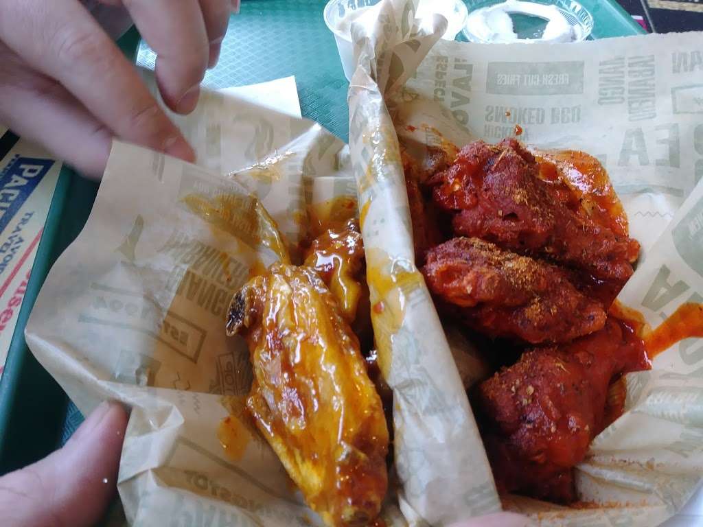Wingstop | 2001 W Alameda Ave, Denver, CO 80223, USA | Phone: (303) 722-0734