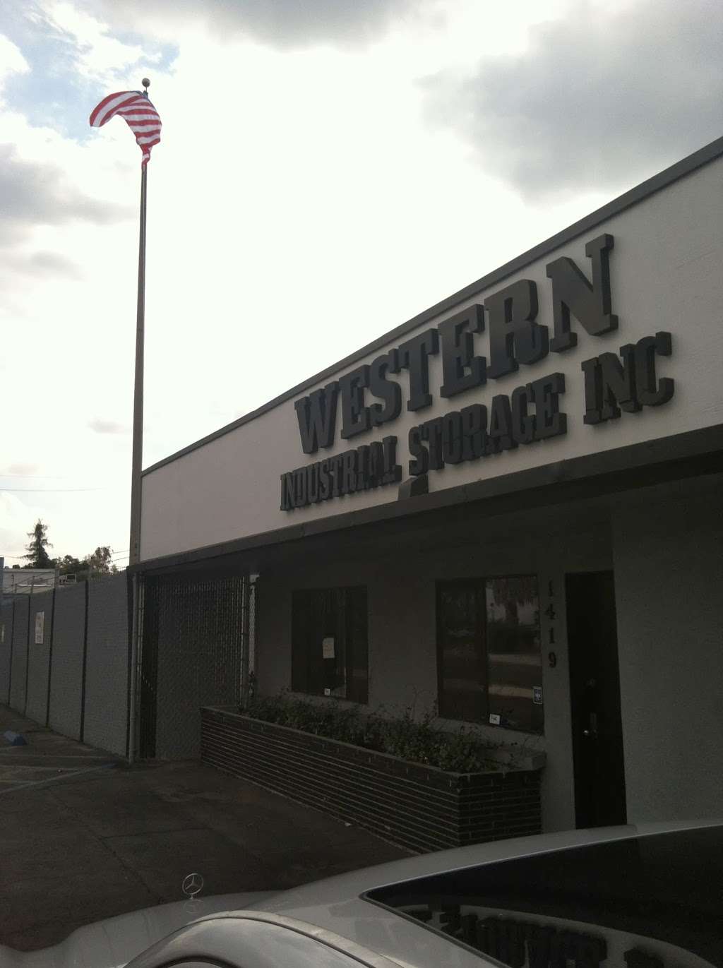 Western Industrial Storage Inc | 1419 Potrero Ave, South El Monte, CA 91733, USA | Phone: (626) 444-4942