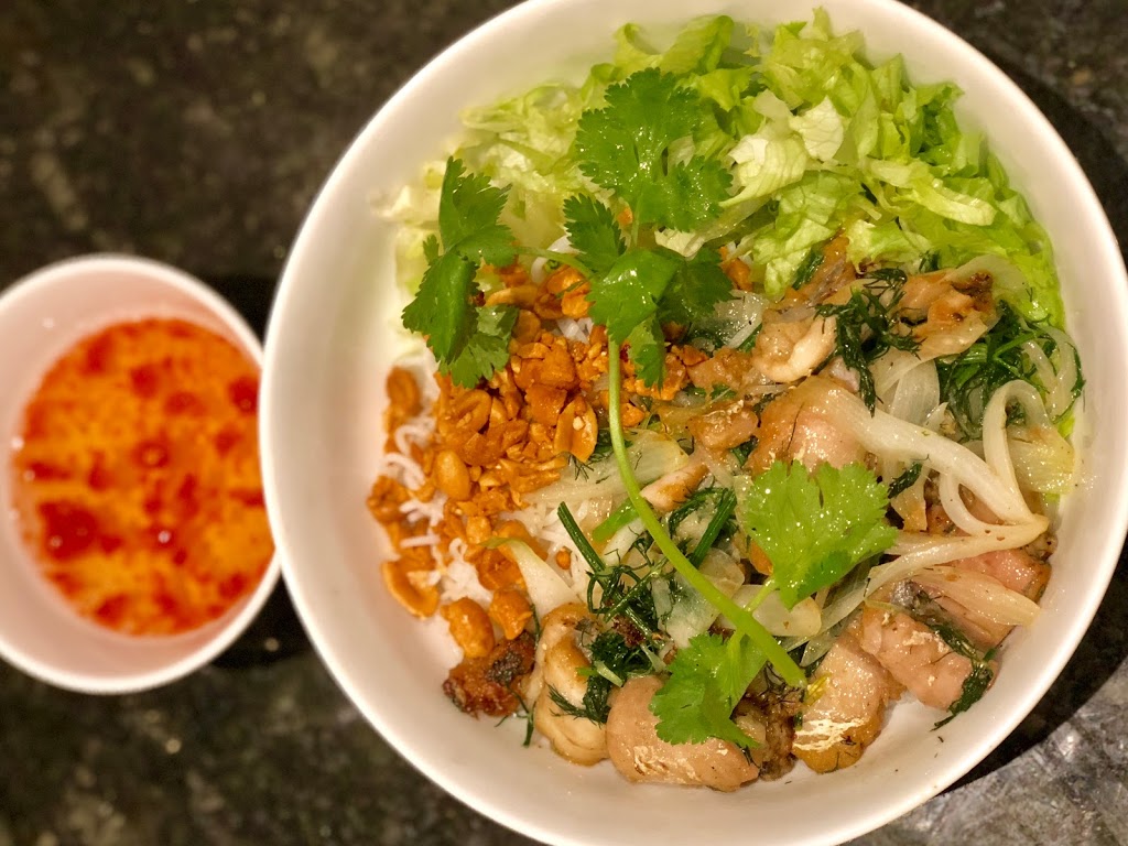 PHO DUY PEARLAND Vietnamese Noodle House | 3145 Silverlake Village Dr #112, Pearland, TX 77584, USA | Phone: (832) 328-0147