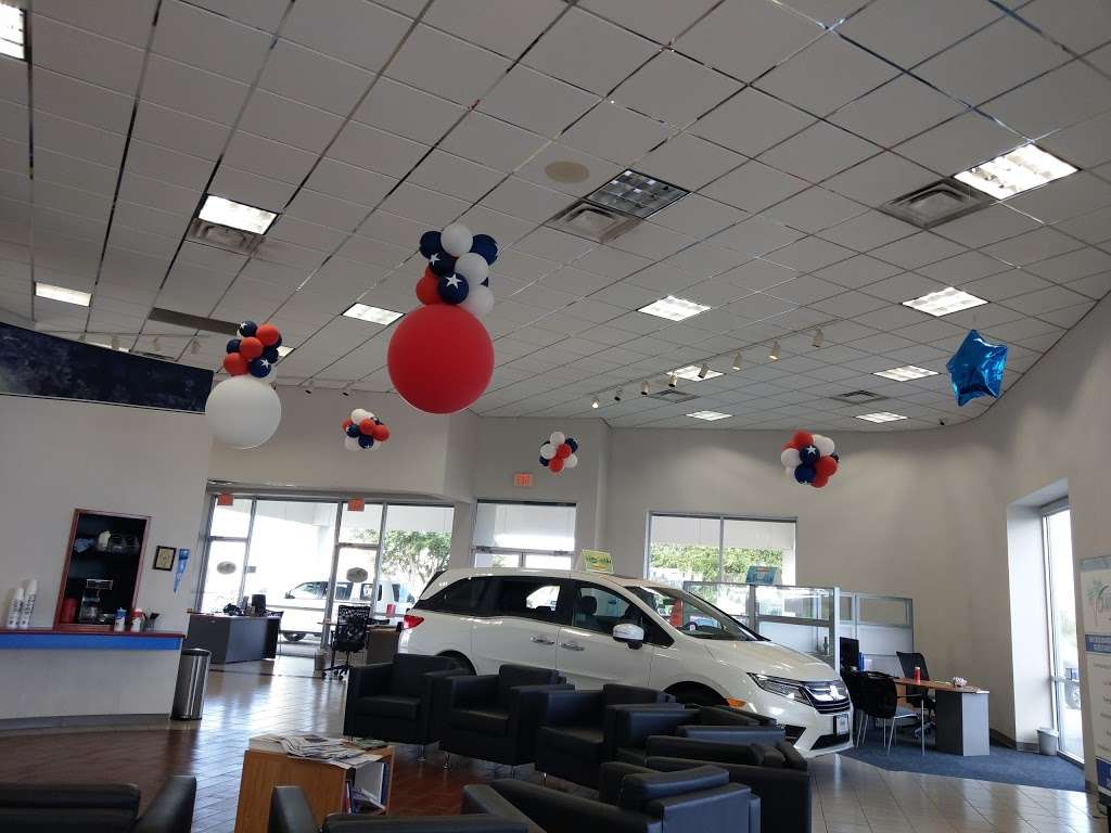 Classic Honda Galveston | 8102 Broadway St, Galveston, TX 77554, USA | Phone: (409) 744-5711