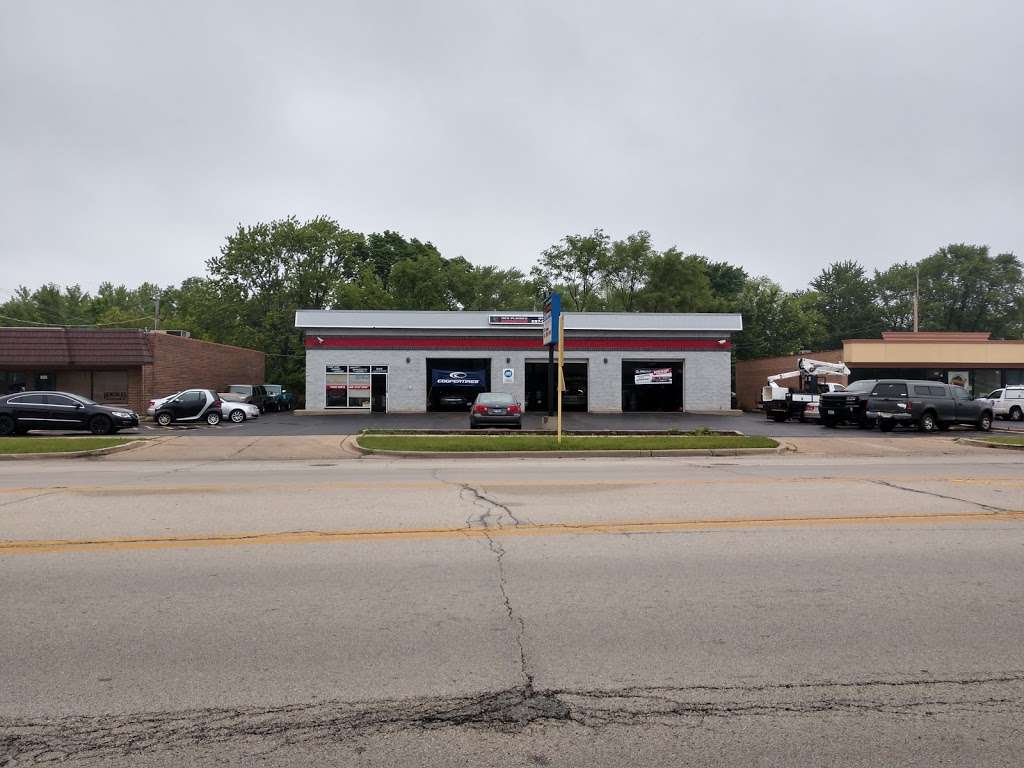 Des Plaines Automotive | 540 E Algonquin Rd, Des Plaines, IL 60016, USA | Phone: (847) 297-0155