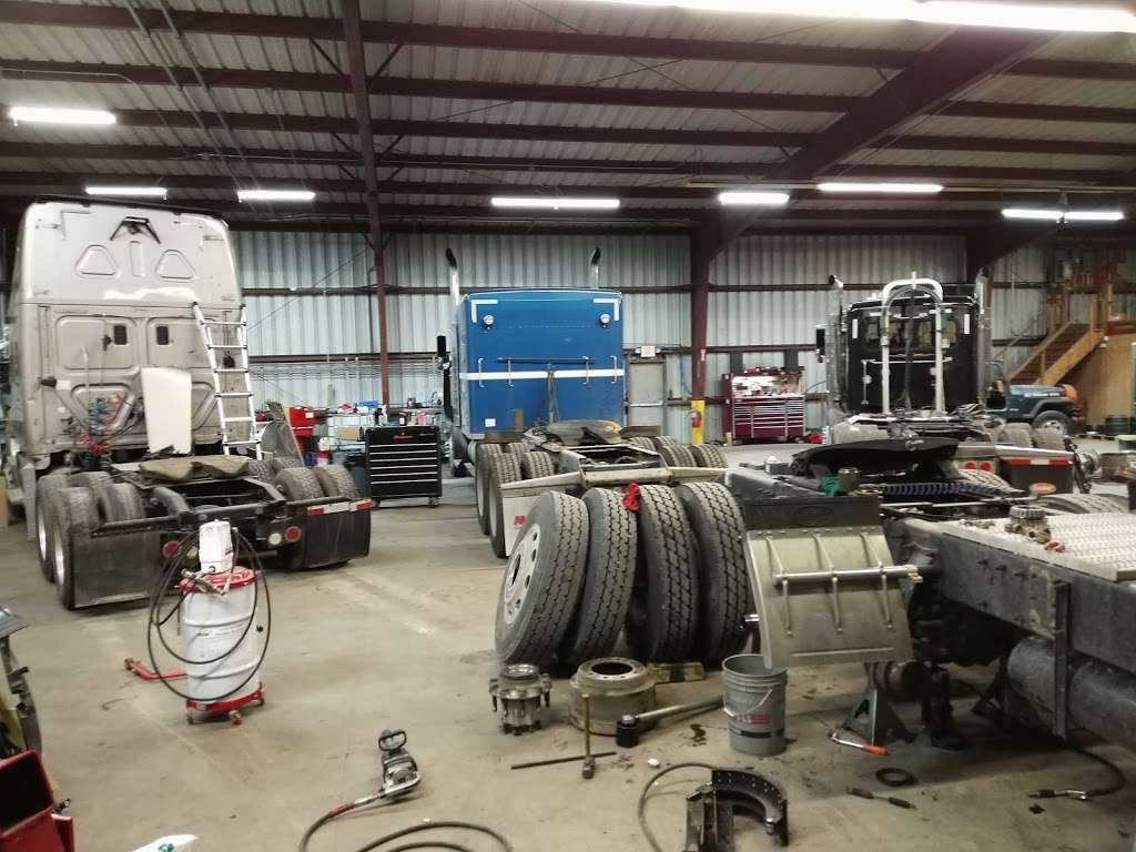 Noble Truck and Diesel Repair LLC | 11007 W Fairmont Pkwy, La Porte, TX 77571, USA | Phone: (281) 941-4097