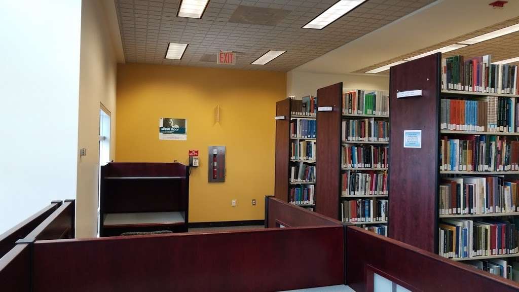 FIU Green Library | 1725-1719, US-41, Miami, FL 33174, USA | Phone: (305) 348-2454