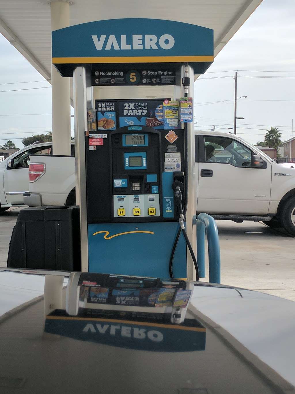 Valero | 3324 E NASA Pkwy, Seabrook, TX 77586, USA | Phone: (281) 326-3177