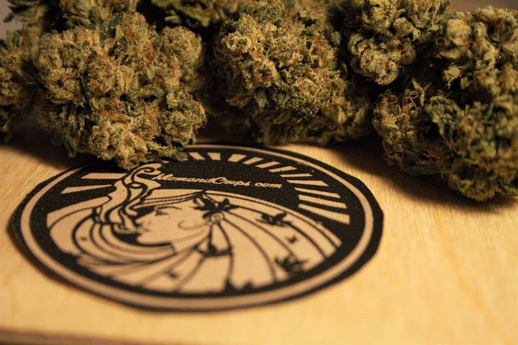 Mom and Crops (Delivery Only) | Chula Vista, California, USA | Phone: (619) 500-6420