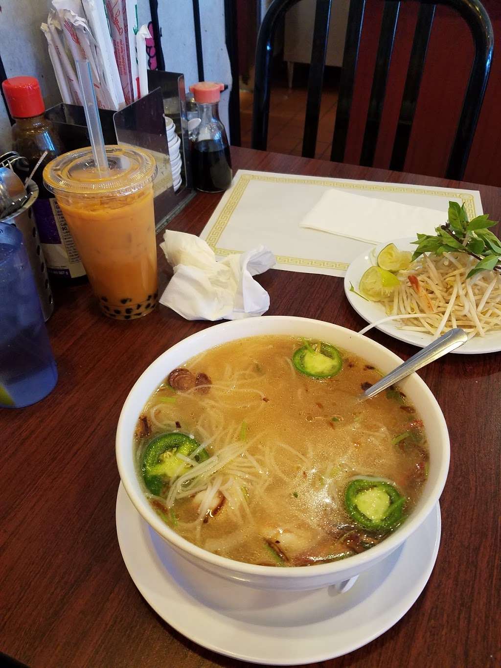 Pho Noodle House | 646 N Rose Dr, Placentia, CA 92870 | Phone: (714) 572-3907