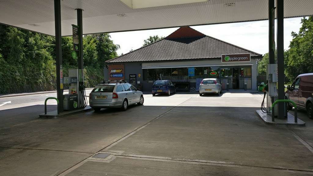 Apple Green Service Station | Crawley Ave, Crawley RH10 8BA, UK | Phone: 01293 614956