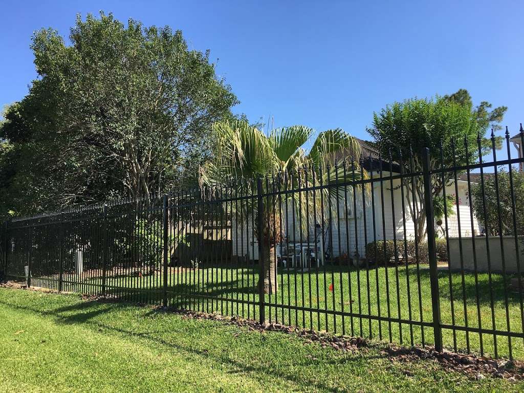 Old Ape Fencing | 12152 Ormandy St, Houston, TX 77085, USA | Phone: (832) 633-3828