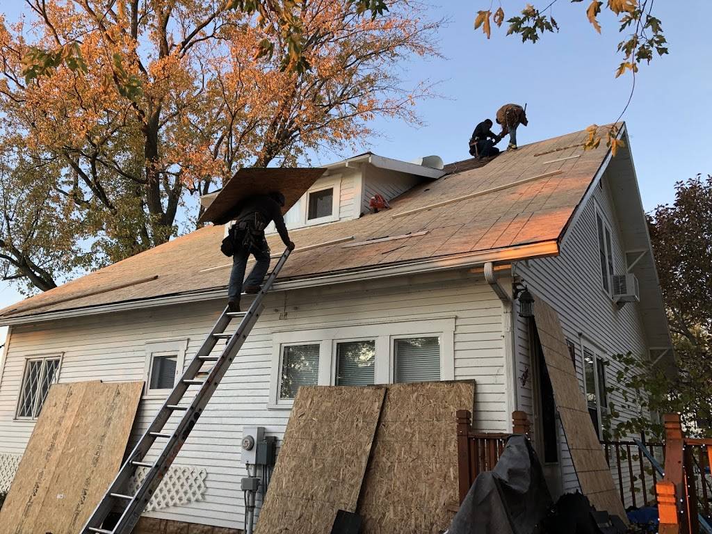 Weathertight Roofing LLC | 7943 Hawthorne Rd, Indianapolis, IN 46256, USA | Phone: (765) 744-9799